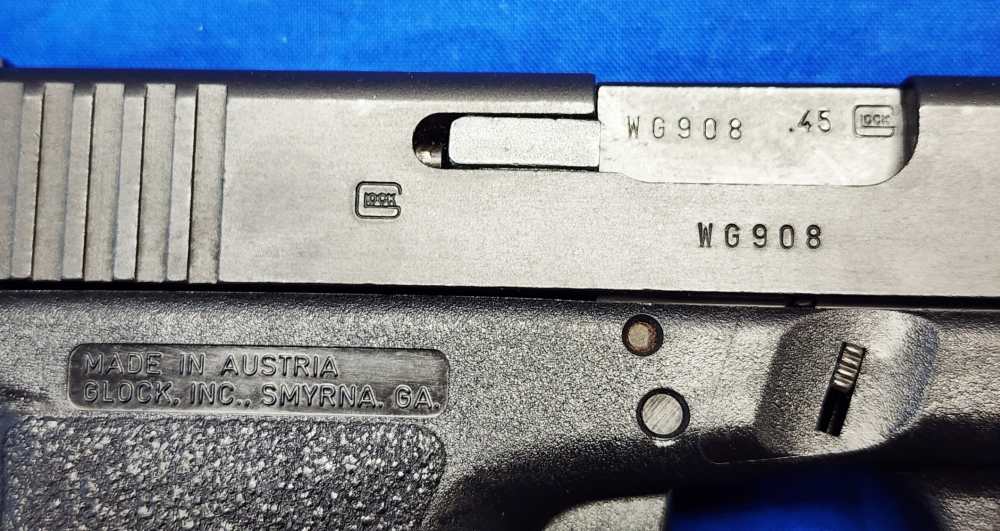 RARE FIRST RUN GLOCK 21 GEN 2 .45 ACP - EXCELLENT, ORIGINAL BOX-img-6