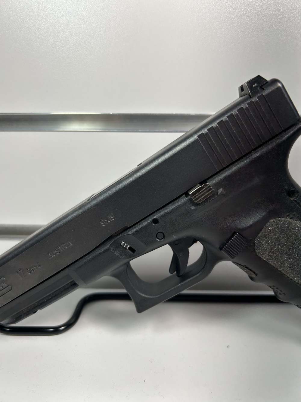 GLOCK 17 JOHNSON COUNTY SHERIFF'S OFFICE 9MM PISTOL -img-9