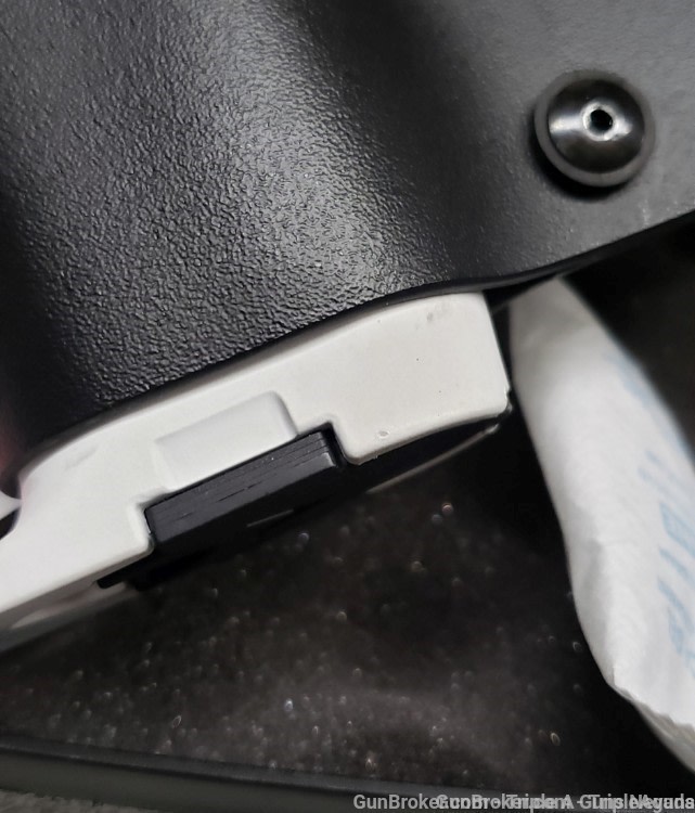 Kriss Vector CRB Gen 2 45acp Alpine white CA LEGAL KV45-CAP22-img-20