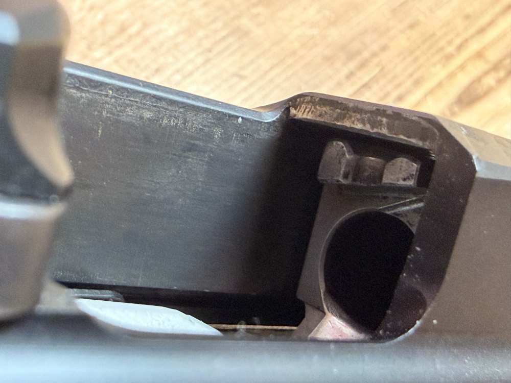 *Sweet gun* Smith & Wesson M&P9 W/upgraded barrel and slide comes with case-img-12