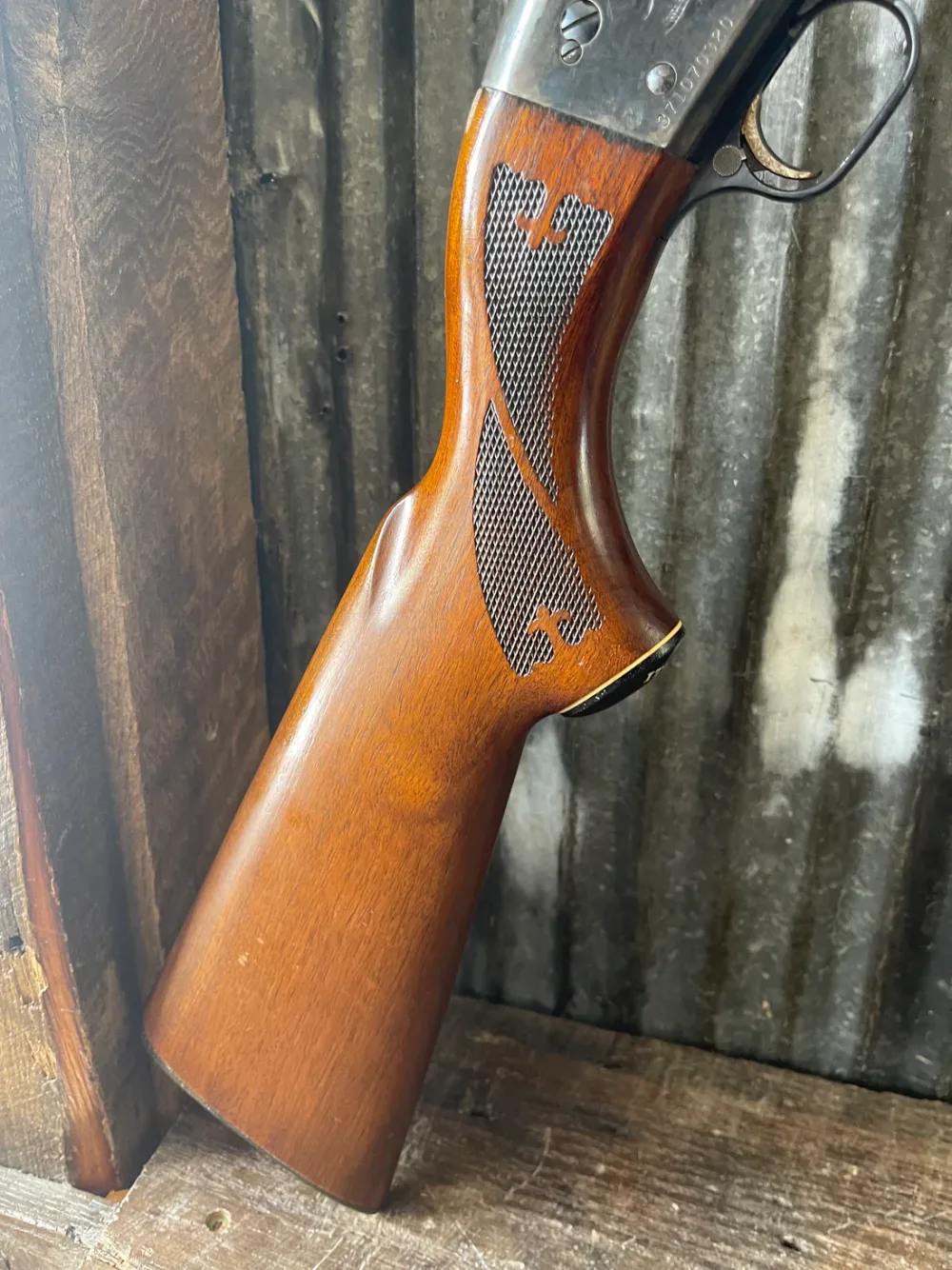 Ithaca Model 37 Featherlight 12 Gauge Pump Shotgun -img-4