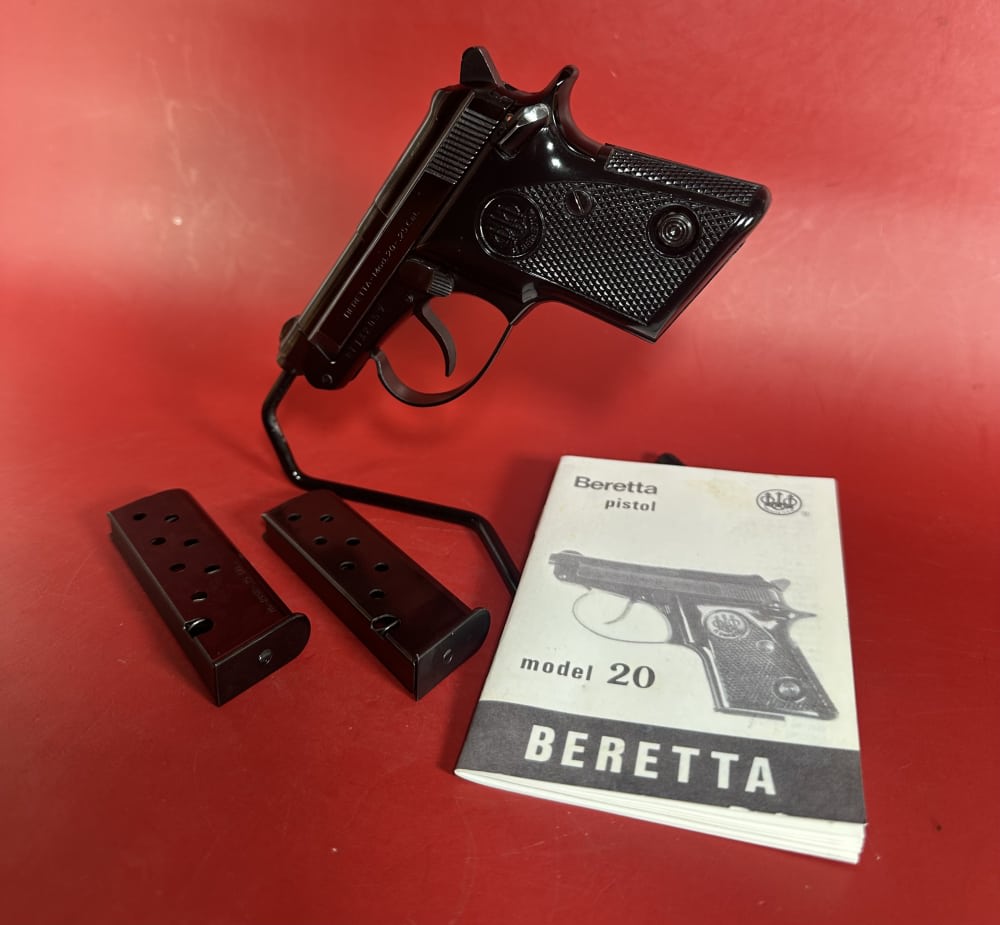 Beretta Model 20 25ACP Tip Up Barrel. 2 mags. Excellent condition. Rare-img-0