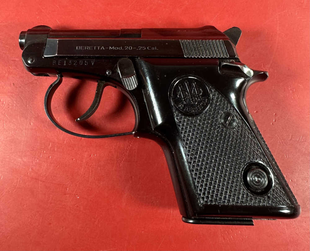 Beretta Model 20 25ACP Tip Up Barrel. 2 mags. Excellent condition. Rare-img-10