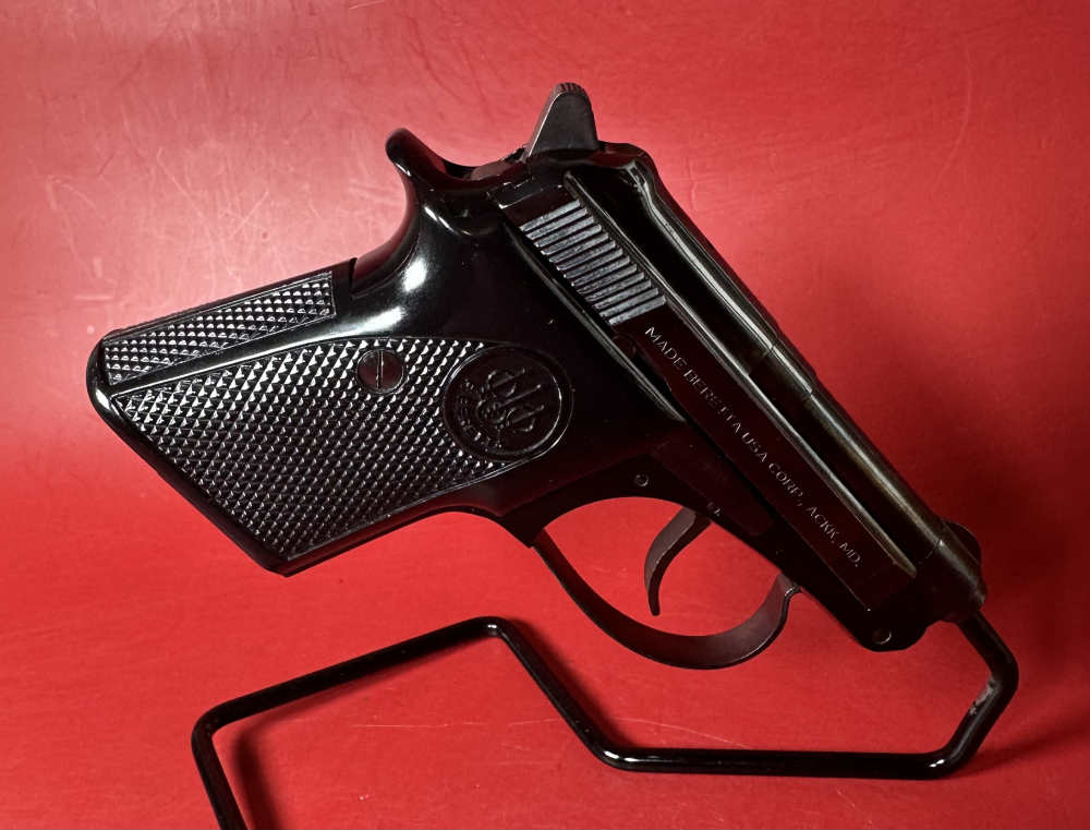 Beretta Model 20 25ACP Tip Up Barrel. 2 mags. Excellent condition. Rare-img-3