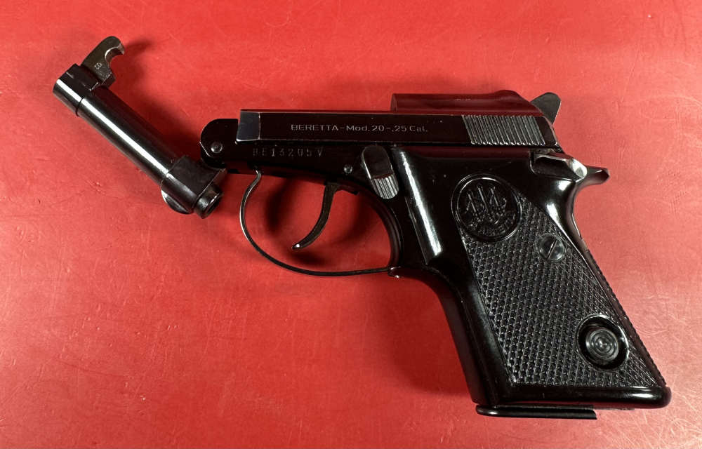 Beretta Model 20 25ACP Tip Up Barrel. 2 mags. Excellent condition. Rare-img-1