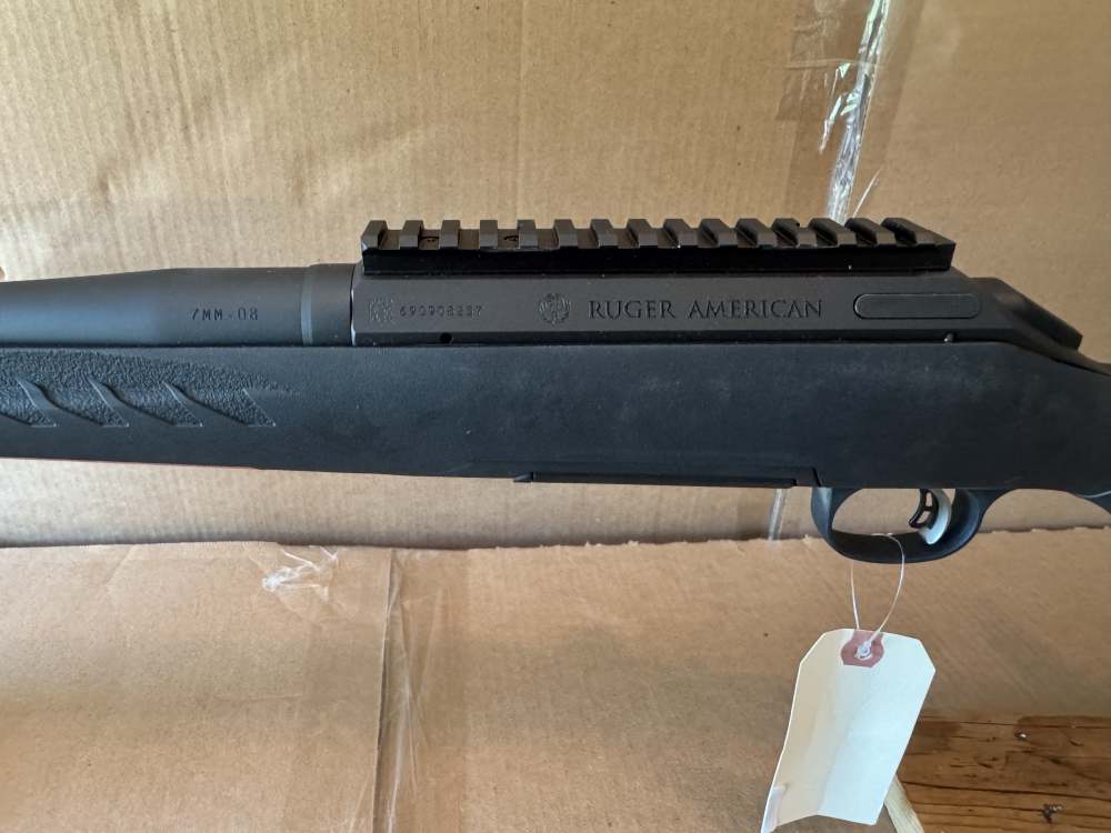 Ruger American Rifle 7mm008 Rem.  Black Bolt -img-7
