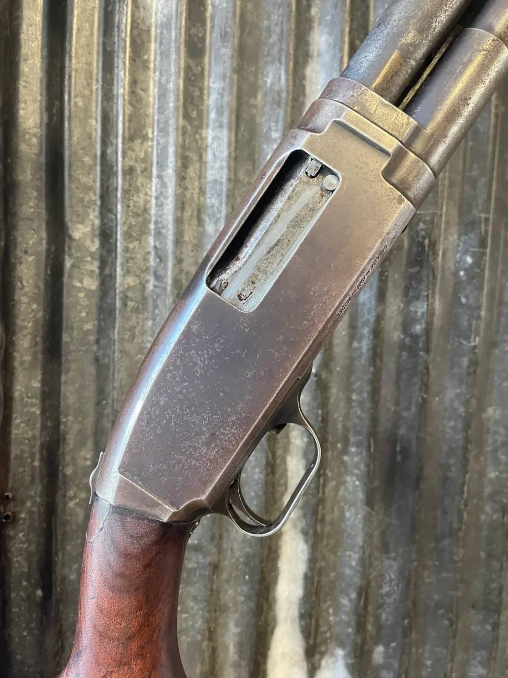 Savage 121 Pump Action 12 Gauge -img-1