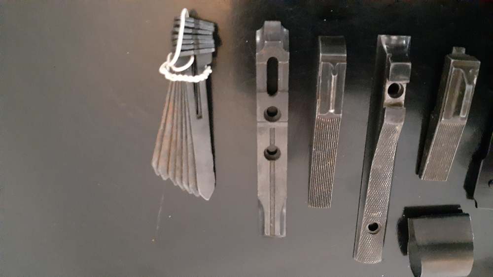 Vintage Front & Rear Sight Parts Lot Winchester Remington Savage Stevens -img-1