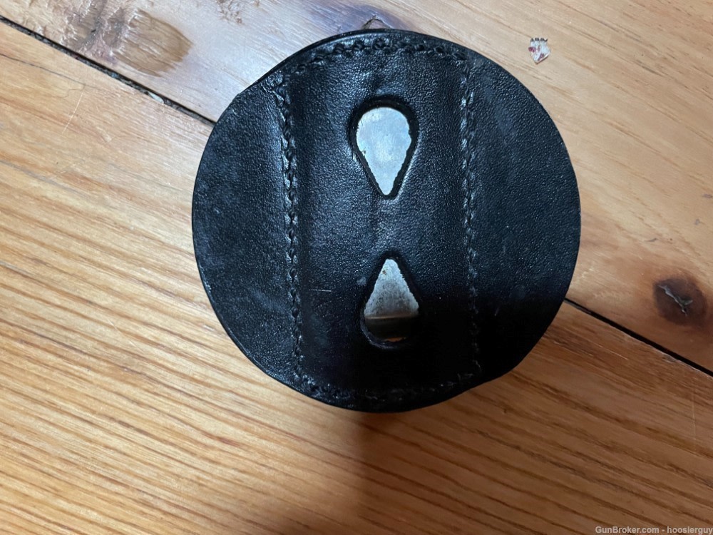 Don Hume Leather Badge Holder-img-0