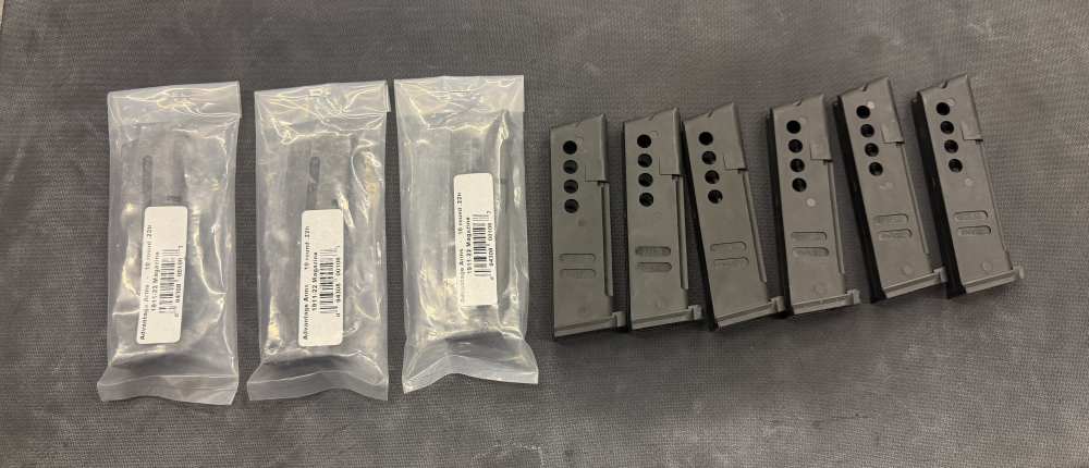 Lot of 9 22lr mags advantage arms and promag-img-0