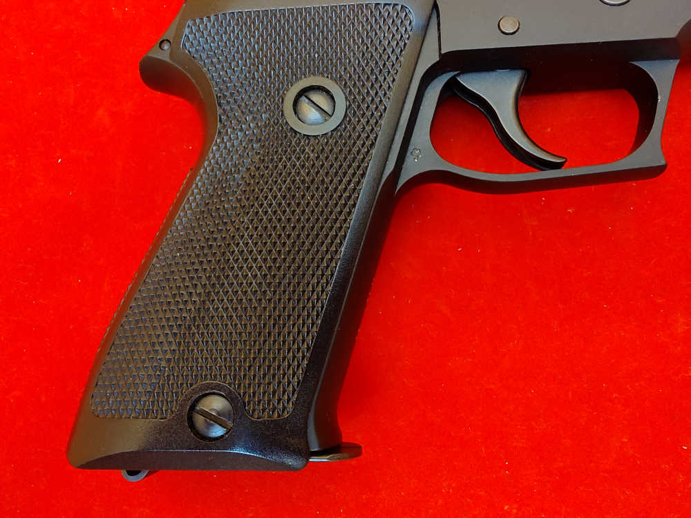 Sig P220-img-9