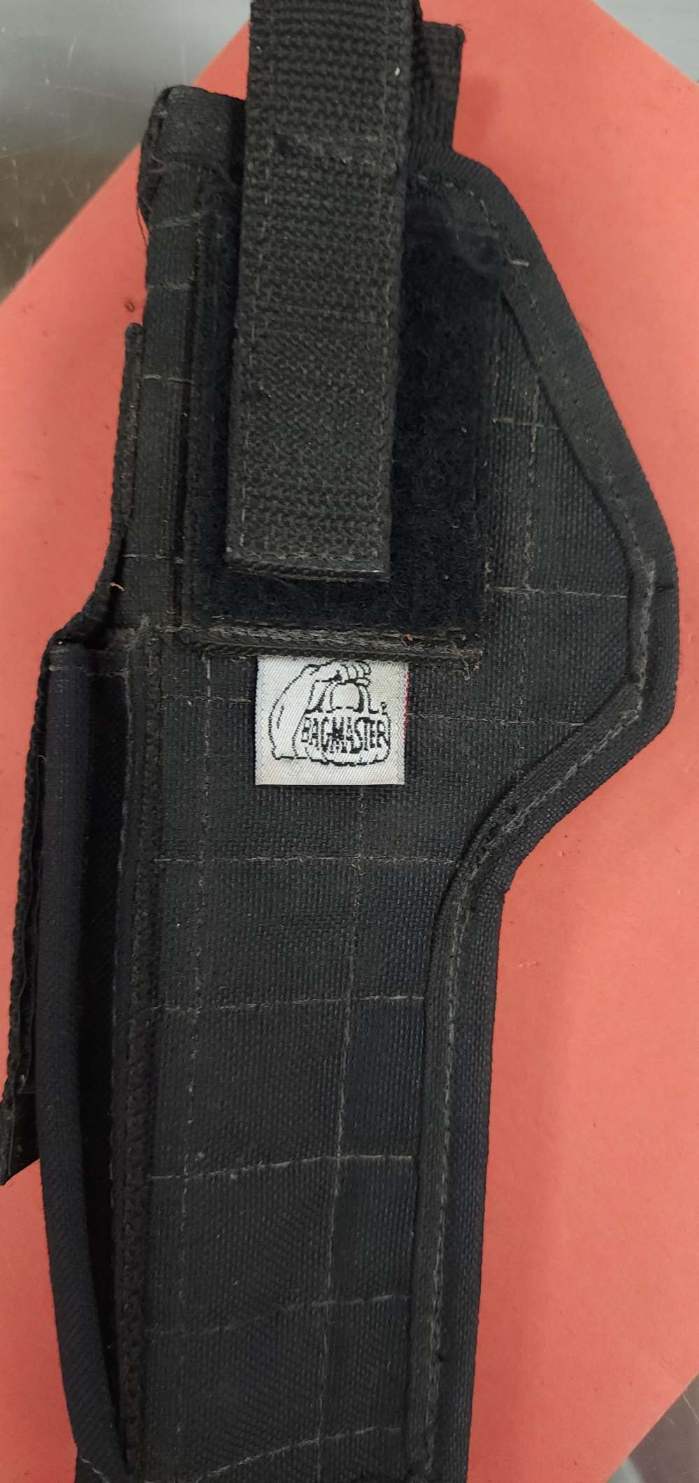 BAGMASTER UNIVERSAL HOLSTER WITH EXTRA mag POUCH-img-1