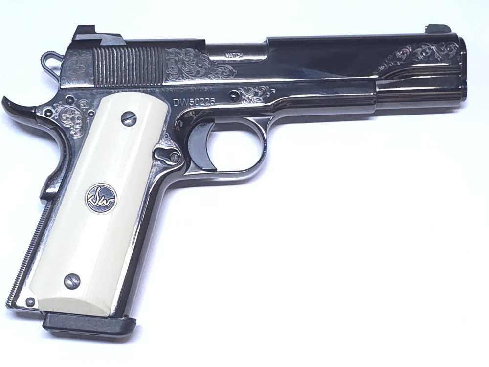 Dan Wesson 50th Anniversary 1911-img-1