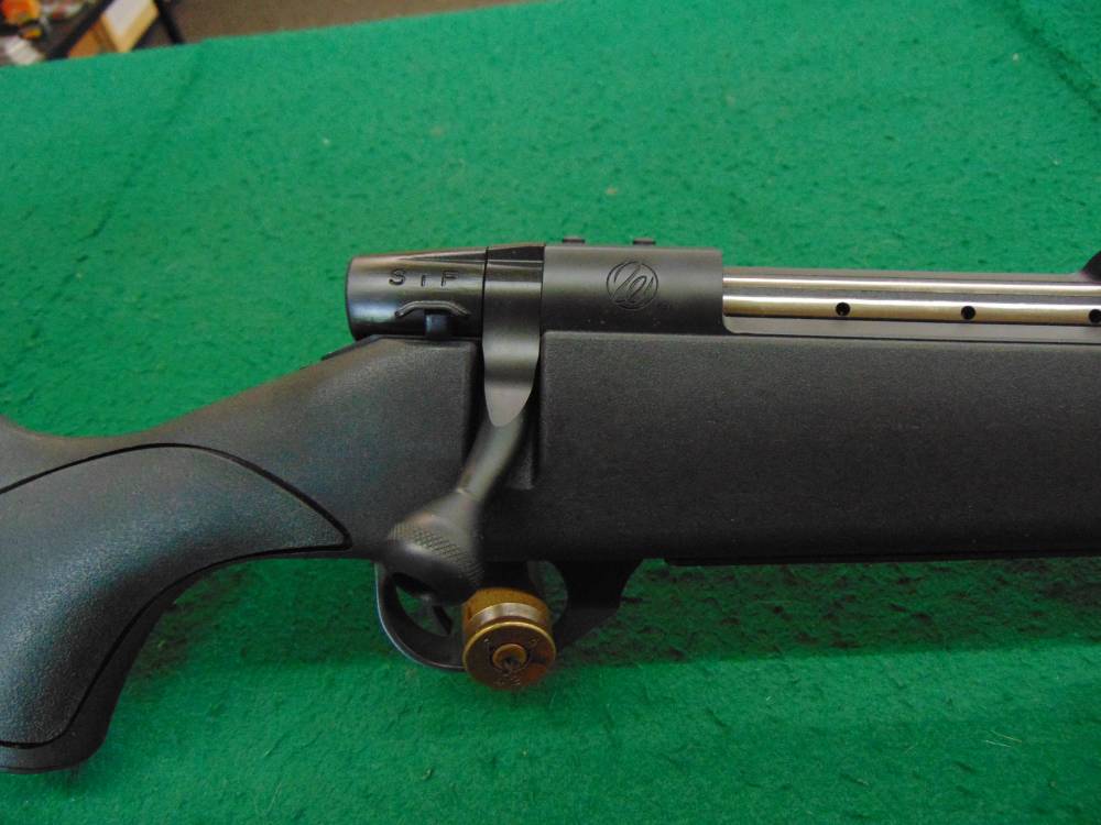 Weatherby, Vanguard Obsidian, 300 Wby Mag, 24" BL Threaded, Unfired-img-15