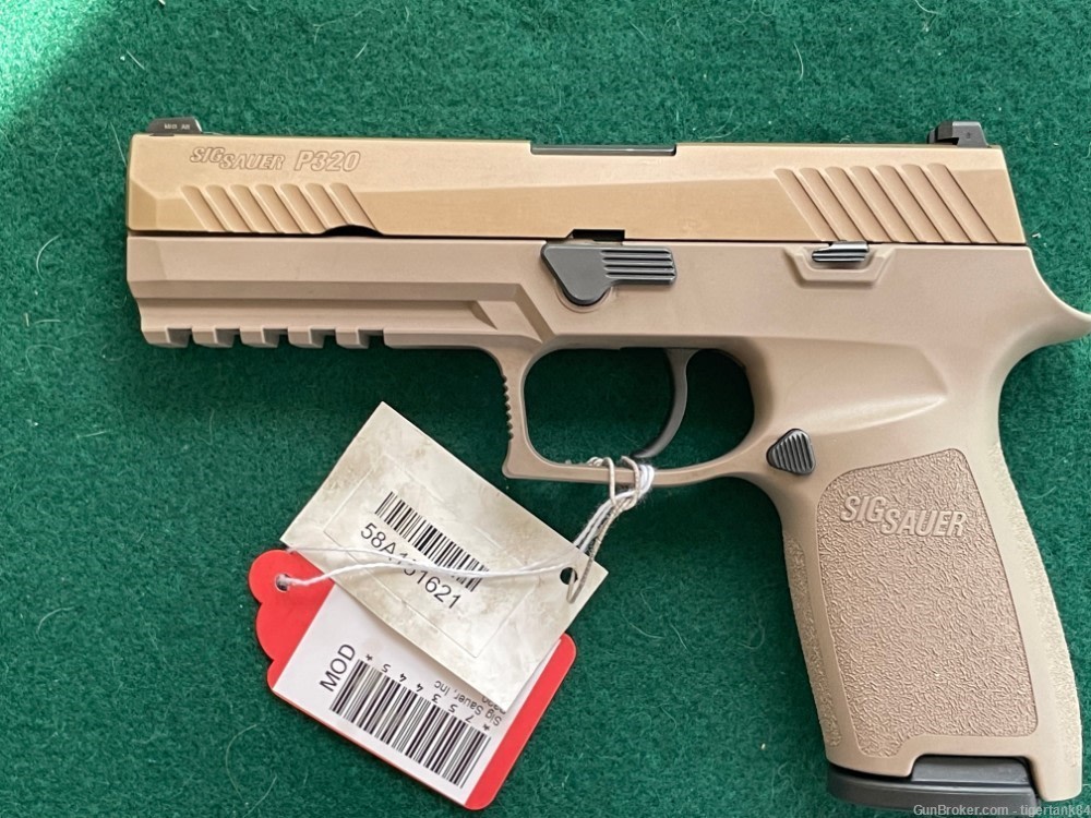 New Sig Sauer P320 9mm +P in FDE, w/Night Sights, 3 mags, all accessories.-img-4