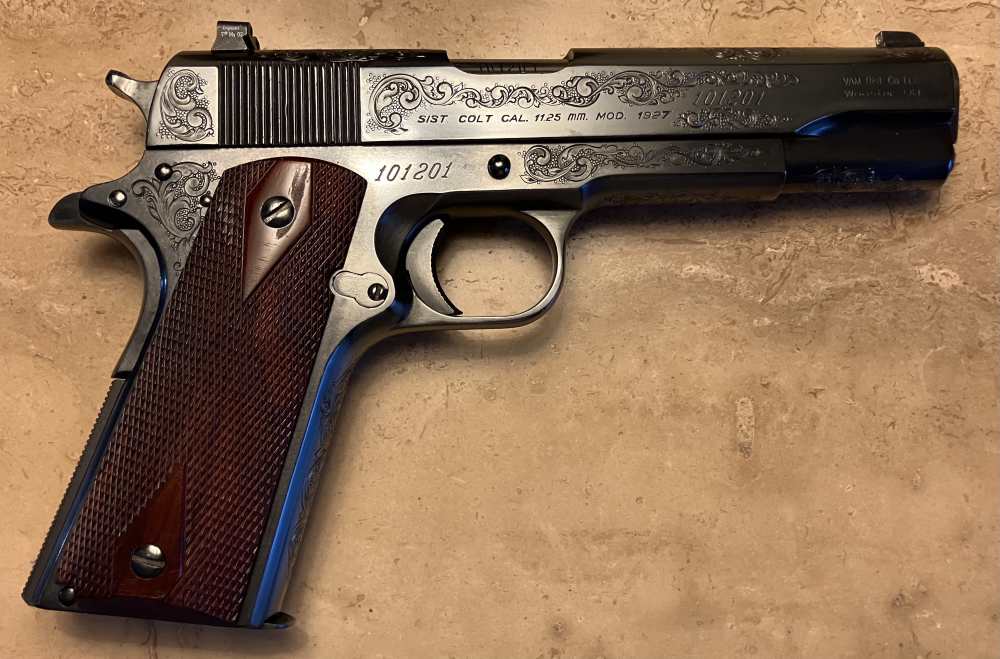 Hand engraved DGFM 1911 pistol-img-1