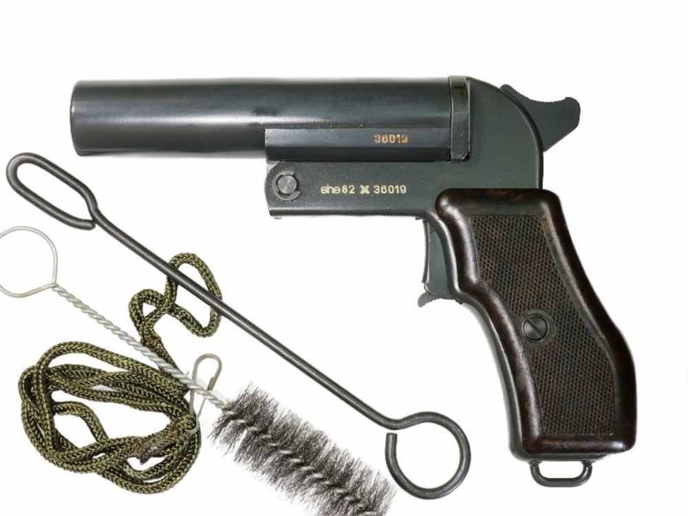 Czech Vz 44/81 Military Flare Pistol w/ Accessories-img-4