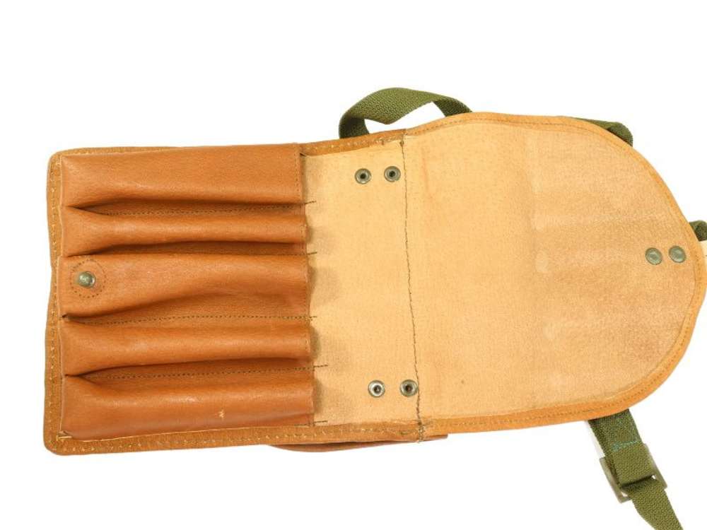 Czech Vz 44/81 Military Flare Pistol w/ Accessories-img-5
