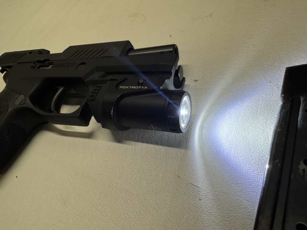 Sig Sauer P320 9mm w/ Sig Foxtrot1x Light-img-5