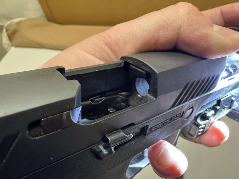 Sig Sauer P320 9mm w/ Sig Foxtrot1x Light-img-6