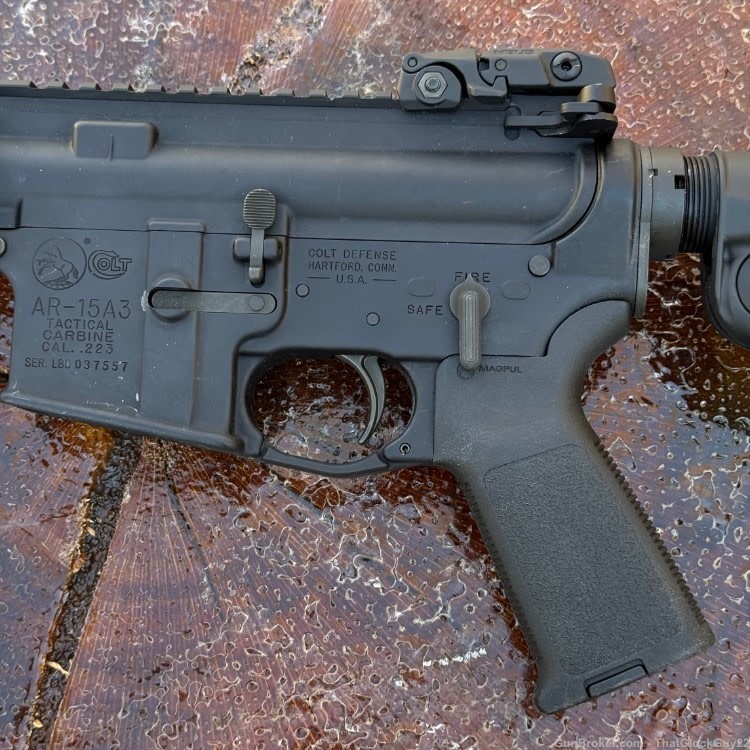 Colt Defense AR15A3 AR6721 Law Enforcement Tactical Carbine Semi M4 Rogers -img-12