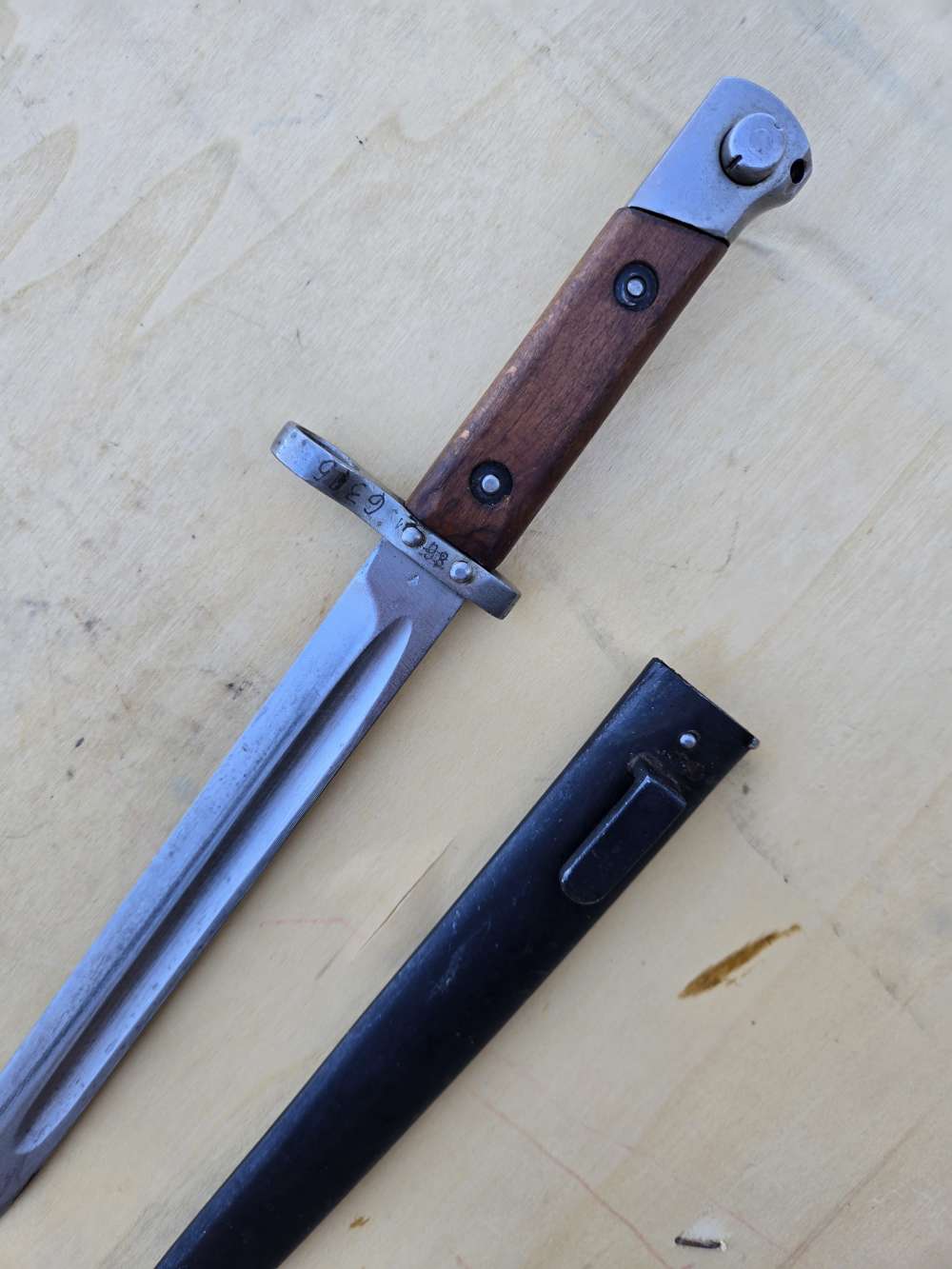 Styer 95 bayonet extra fine original condition scare upturned blade-img-2