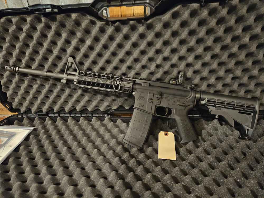 Spike's Tactical M7S LE 5.56 Carbine with Hard Case - NIB-img-0