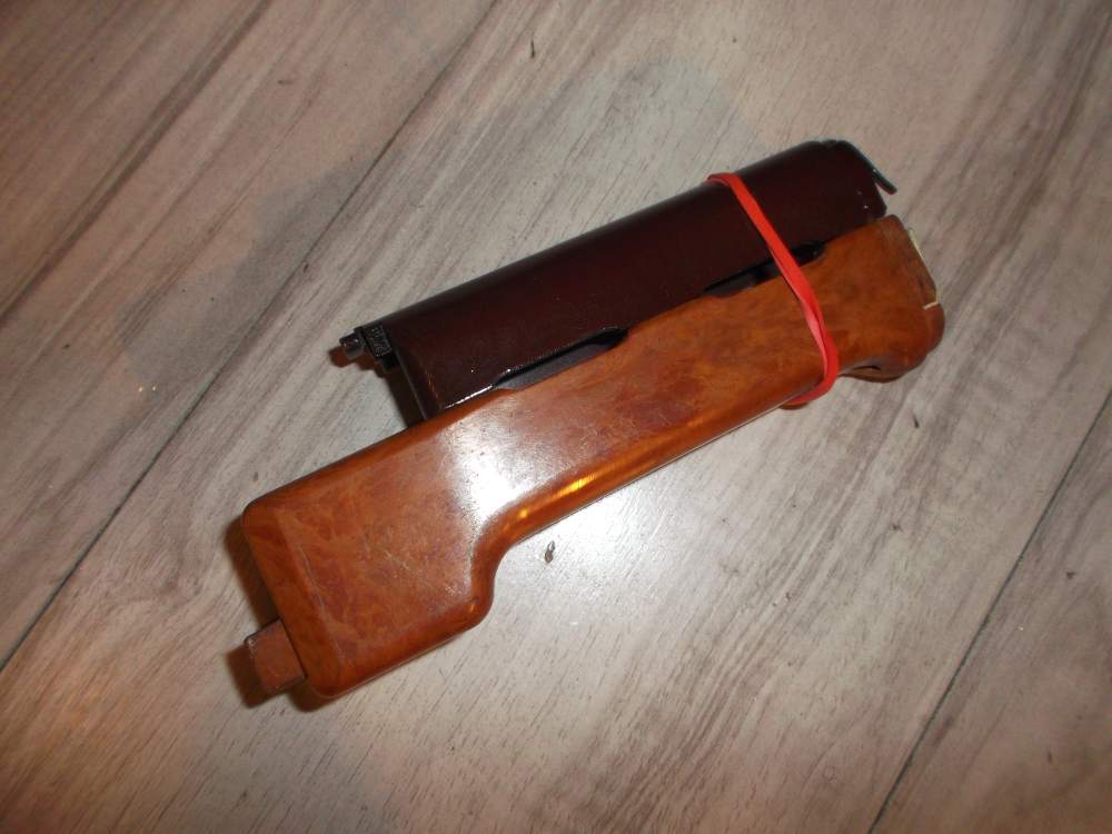 POLISH TANTAL PALLAD BAKELITE HANDGUARD AK74 5.45X39-img-1