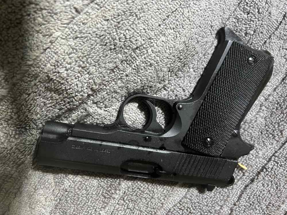 American Arms Inc     .22lr-img-4