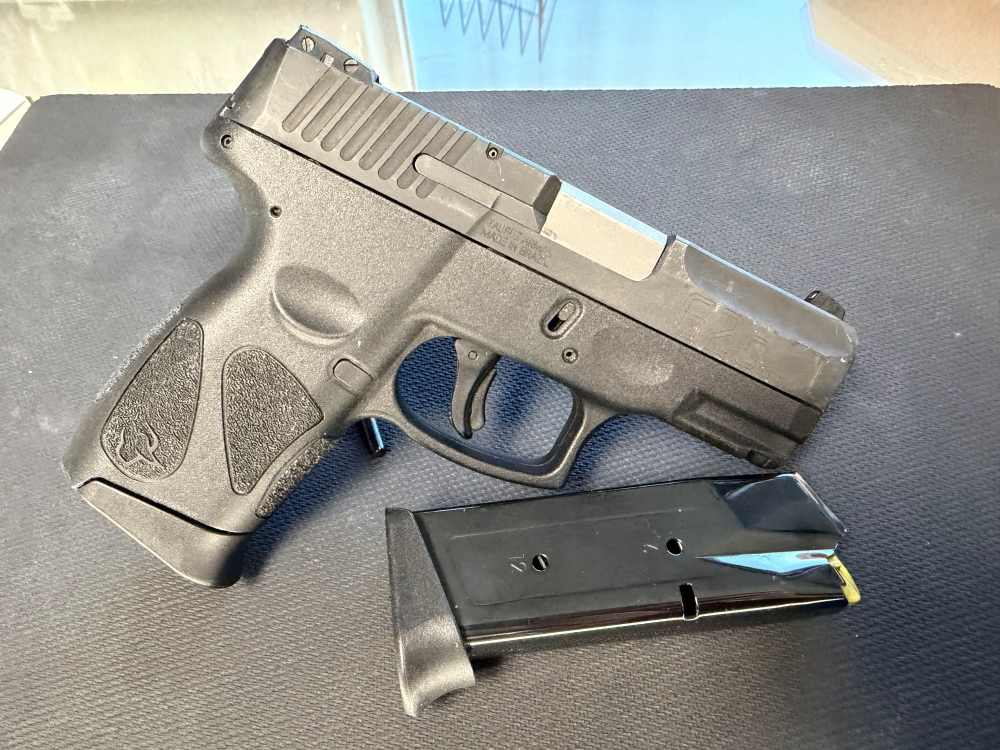 Used Taurus G2C 9mm Pistol 3.2" Barrel 12+1-img-1