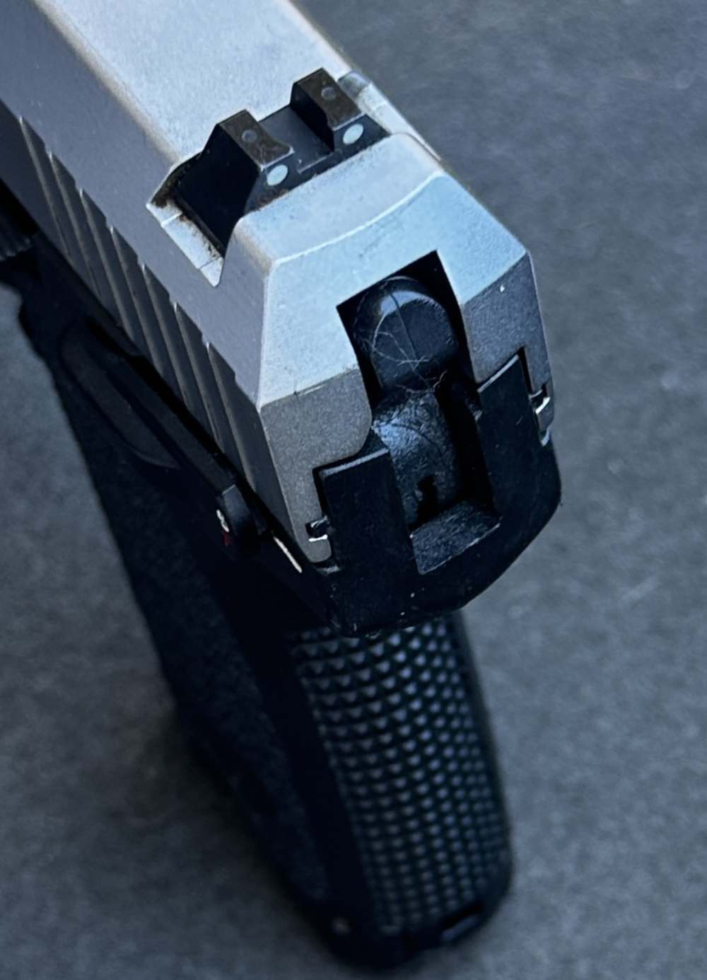 H&K USP Compact Stainless .40 S&W, Two-Tone HK Made in Germany in 2004-img-23