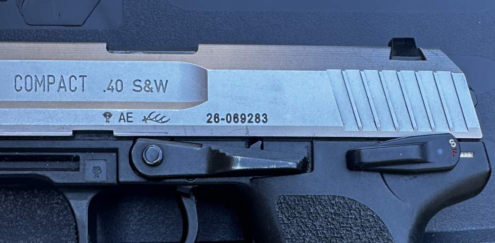 H&K USP Compact Stainless .40 S&W, Two-Tone HK Made in Germany in 2004-img-4