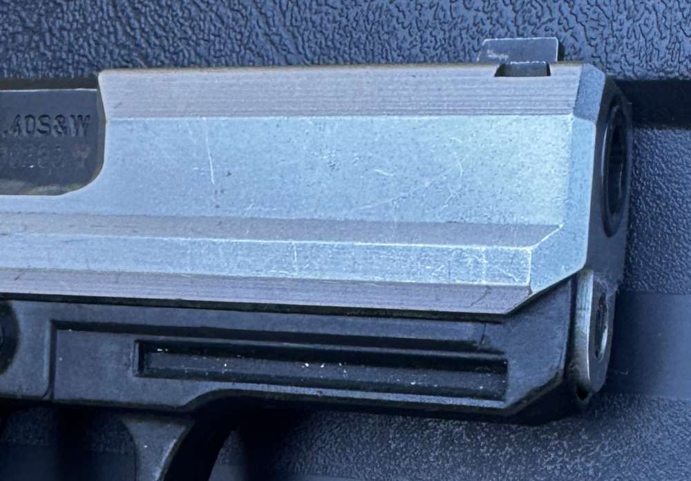 H&K USP Compact Stainless .40 S&W, Two-Tone HK Made in Germany in 2004-img-19