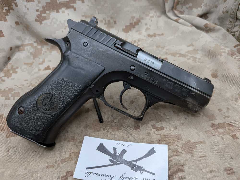 IMI / Magnum Research Desert Eagle Pistol 9MM DA/SA-img-1
