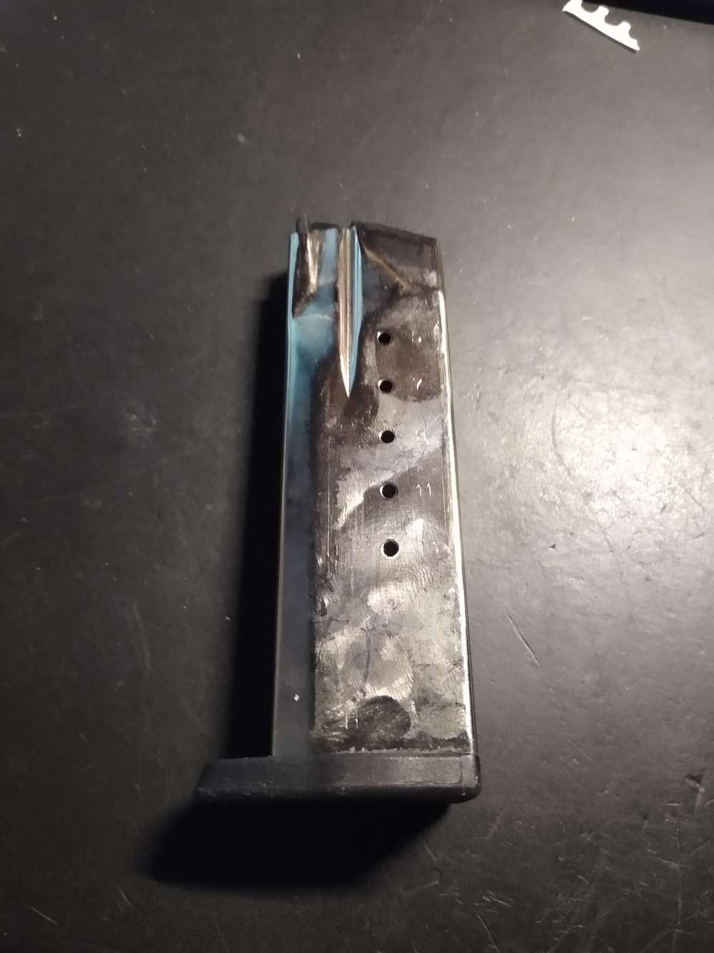 Smith & Wesson SD40 SD40VE 14rd 40 S&W Magazine Black Follower-img-3