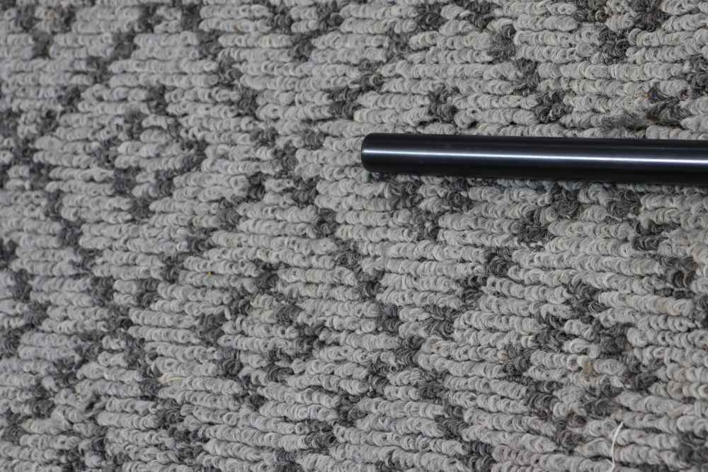 Remington 700 BDL Bolt Action Rifle Cal. 7mm Remington Magnum (SN#E6821297)-img-9