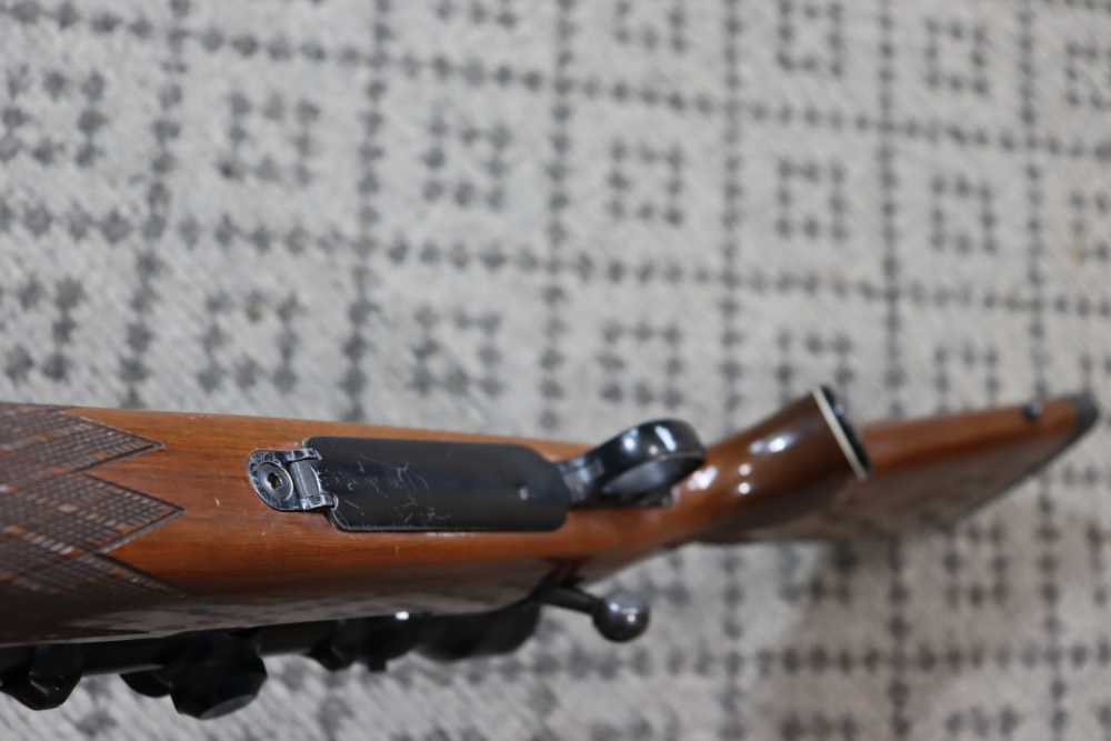 Remington 700 BDL Bolt Action Rifle Cal. 7mm Remington Magnum (SN#E6821297)-img-14