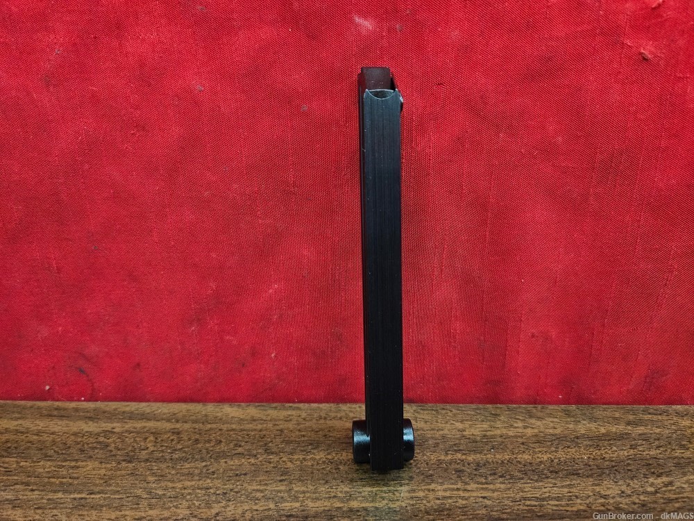 2 Mecgar made Luger P08 9mm 8rd 8 Round Magazines Blued Finish MGLUGP08B-img-5