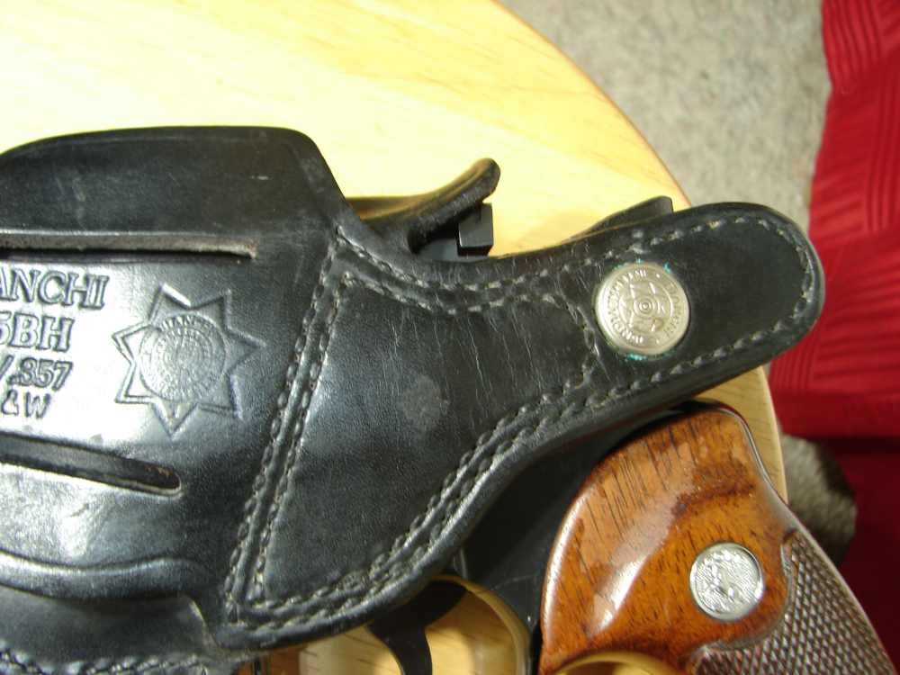 COLT TROOPER AND S&W K FRAME HOLSTER BY BIANCHI RT HAND UP TO 6" BARREL-img-7