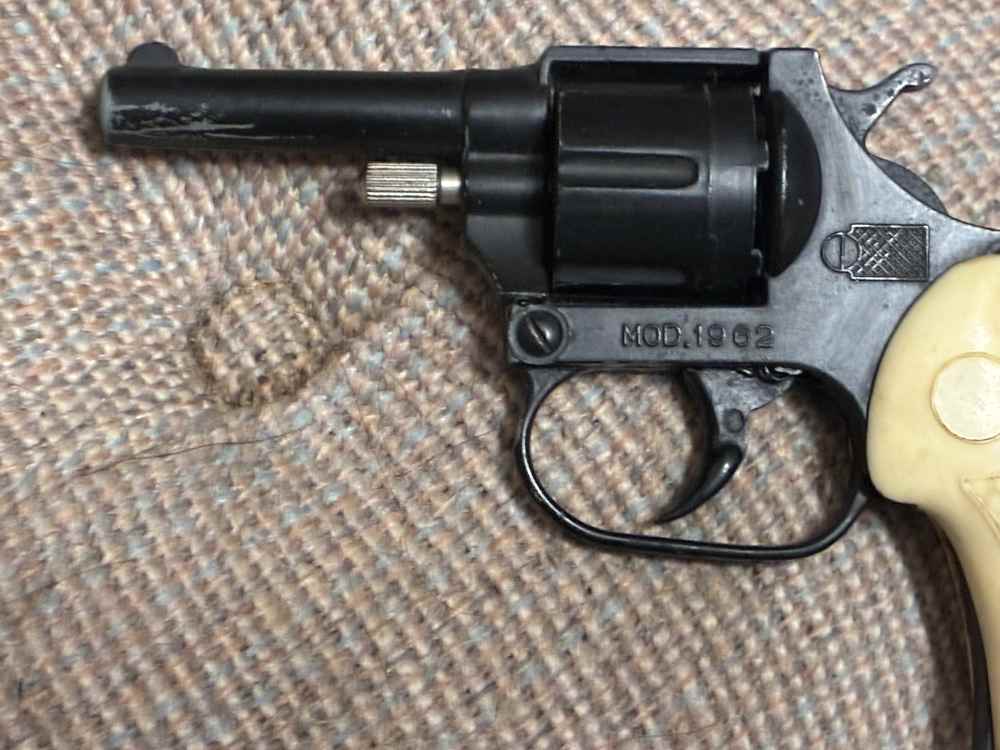 Vintage Brevettata .22 Cal Blank Mod 1962 Starting Pistol, Made in Italy-img-2
