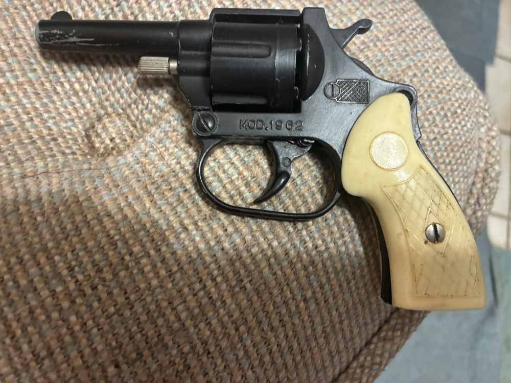 Vintage Brevettata .22 Cal Blank Mod 1962 Starting Pistol, Made in Italy-img-0