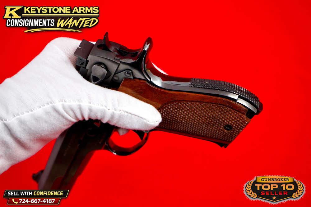 Awesome Smith & Wesson Model 52 .38 Special Mid Range 52-2 Pistol-img-16