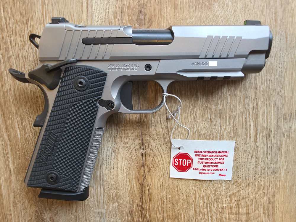 Sig Sauer 1911 X-Carry 4.2" .45 ACP Optics Ready 2x8rd NS NIB Free Shipping-img-3