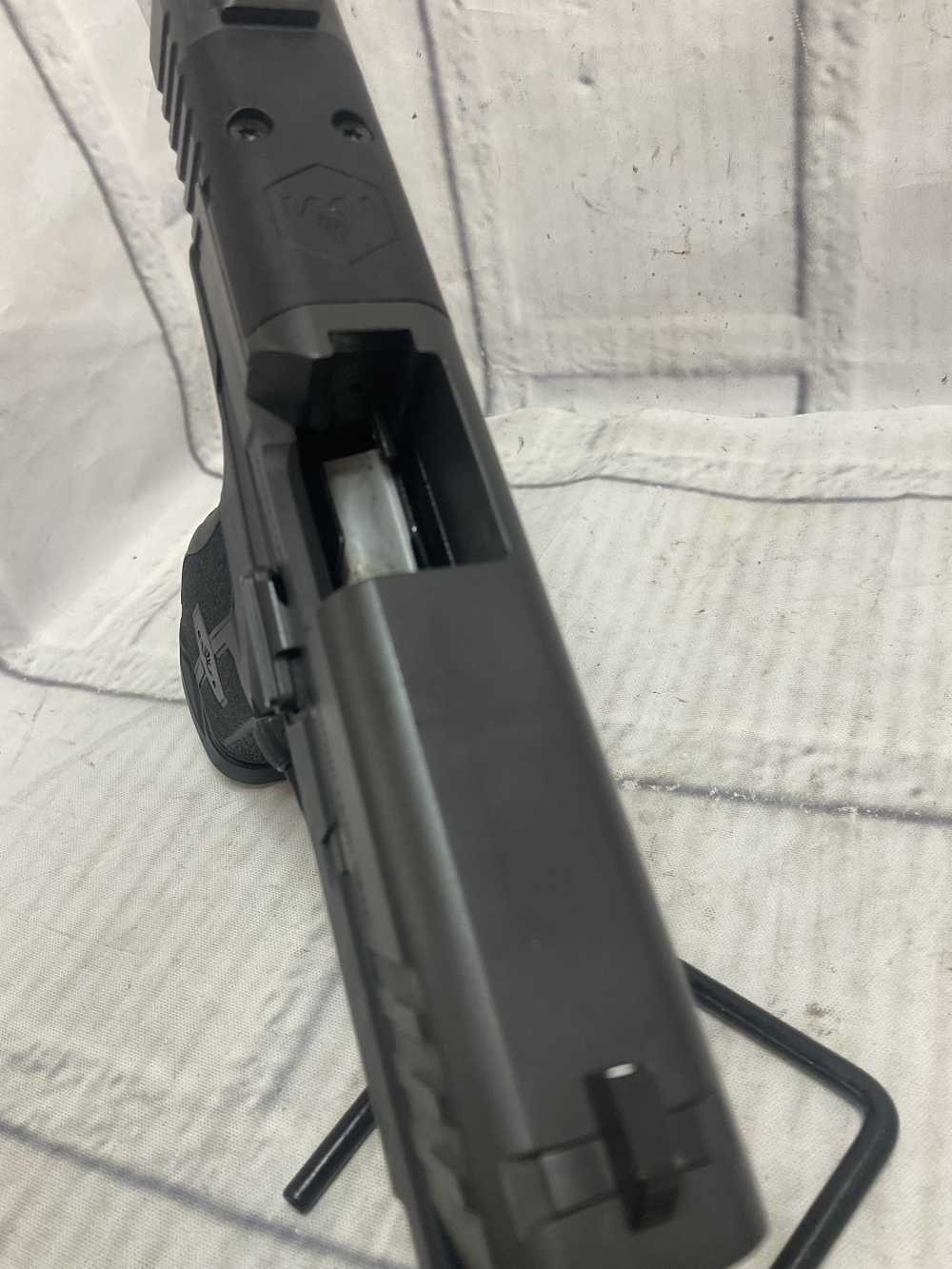 IWI Masada 9mm-img-5