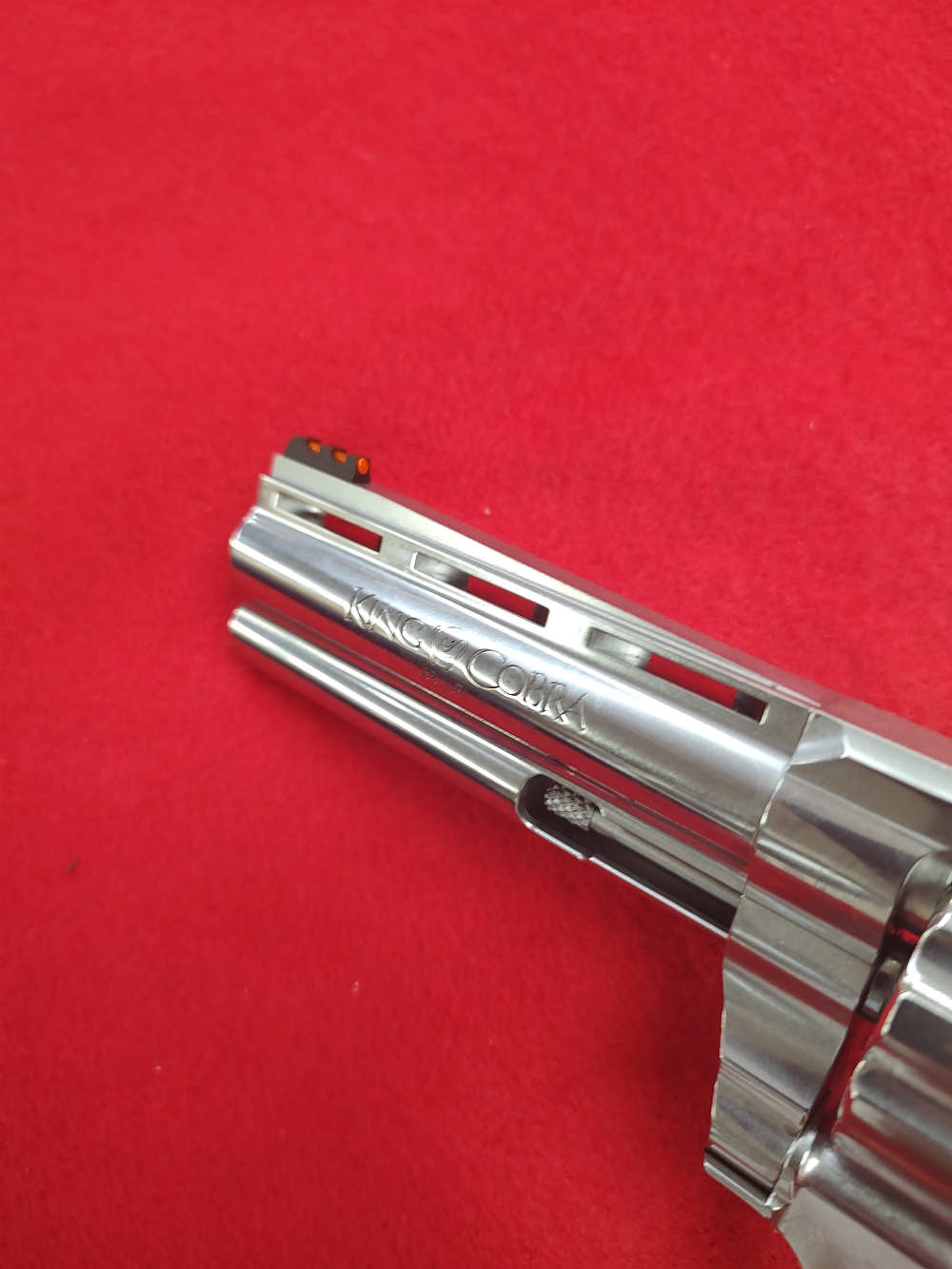 COLT KING COBRA TRGT 22LR RVRL SS 4.25"10RD-img-5