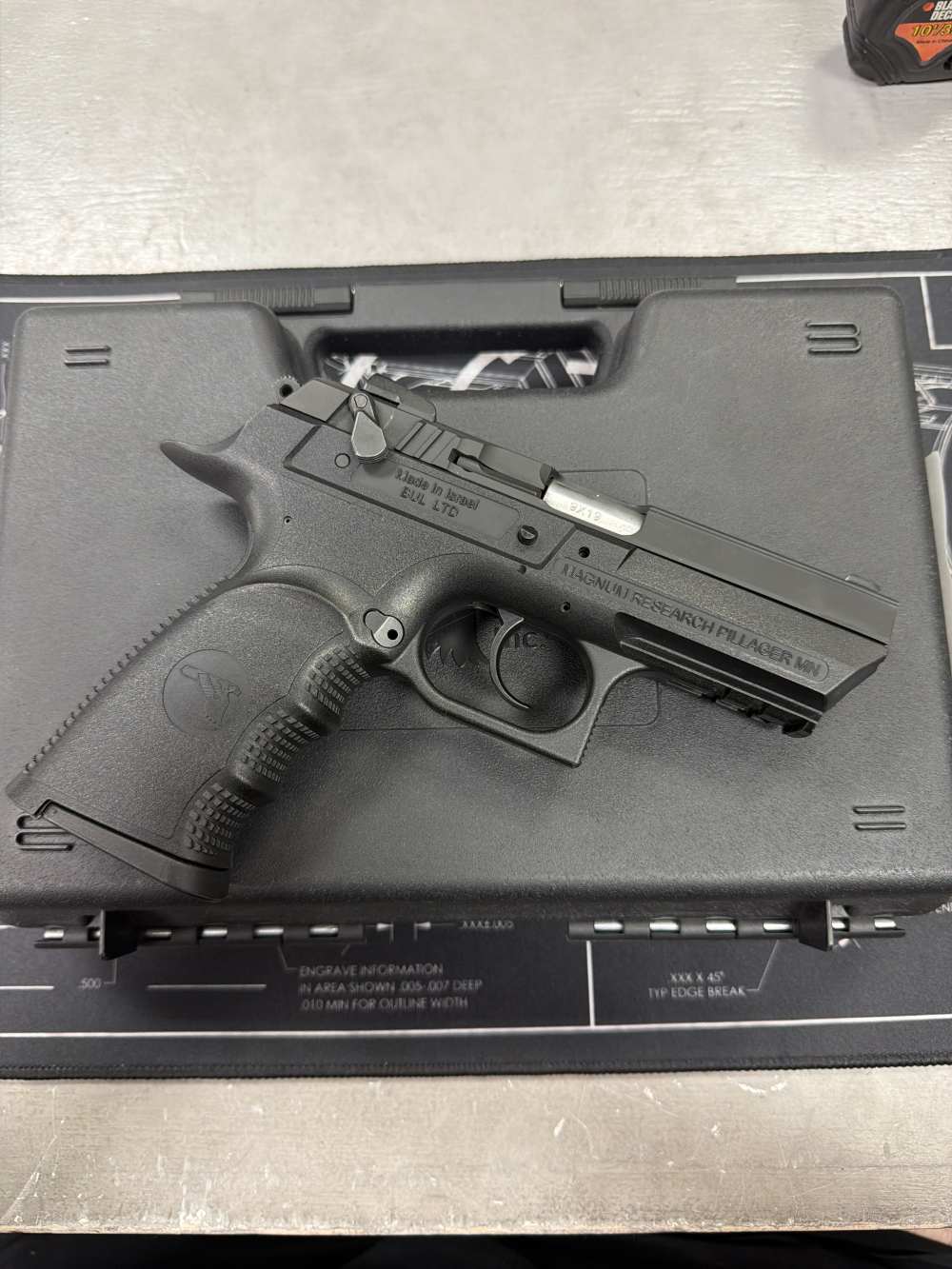 Magnum Research Baby Eagle 9mm-img-0
