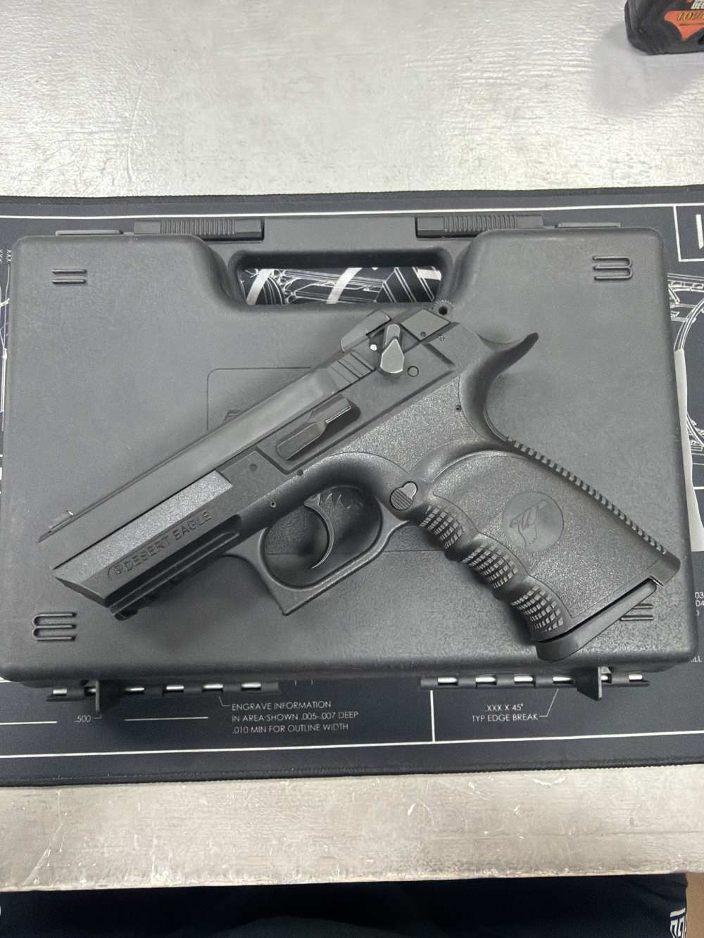 Magnum Research Baby Eagle 9mm-img-1