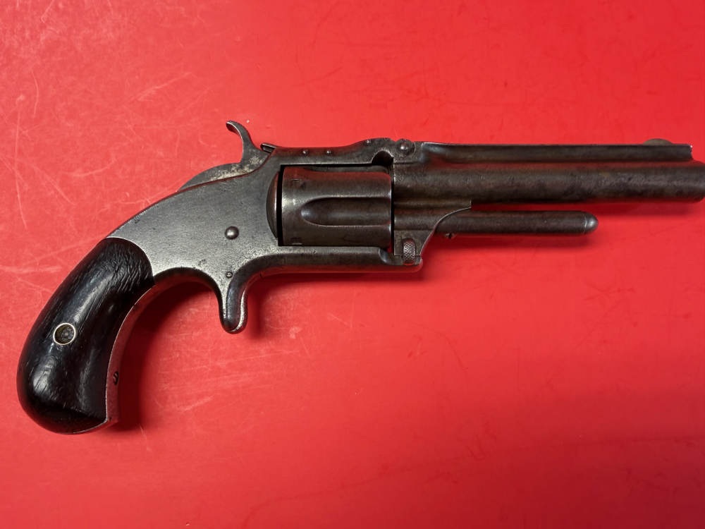 SMITH & WESSON 1 1/2 REVOLVER .32 RIMFIRE w/ Box of Ammo-img-0