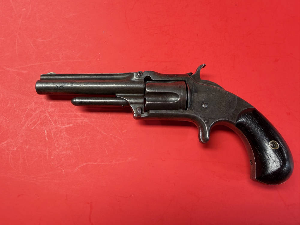 SMITH & WESSON 1 1/2 REVOLVER .32 RIMFIRE w/ Box of Ammo-img-1