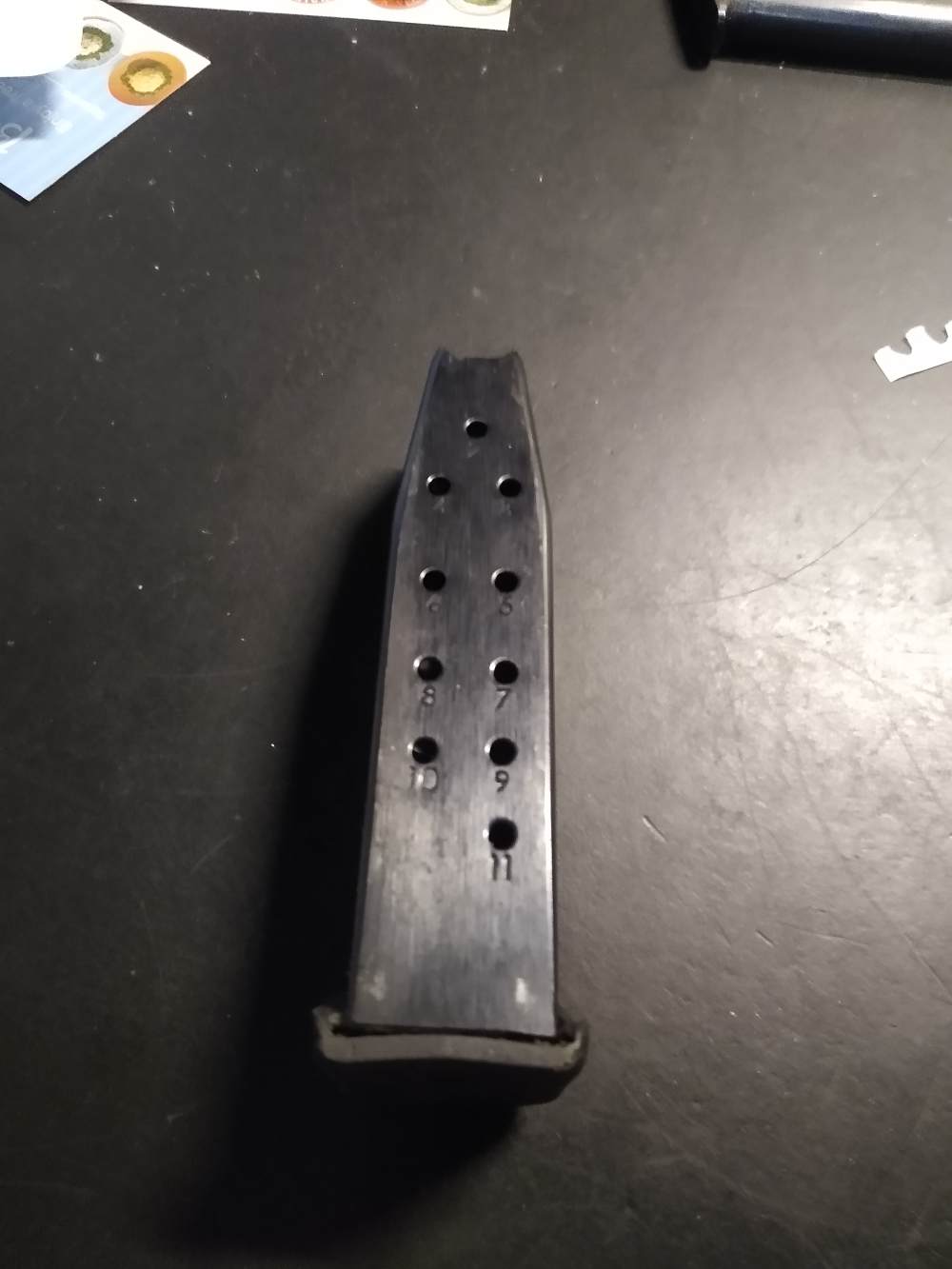 PT840C Compact Taurus PT-840C 11Rd Caliber 40 Magazine-img-2